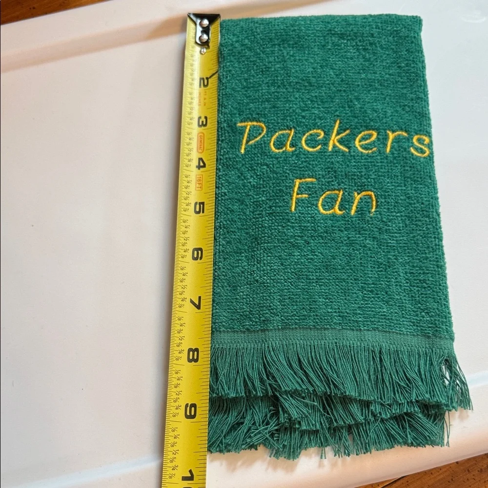 Green Packers Fan Finger Tip Towel